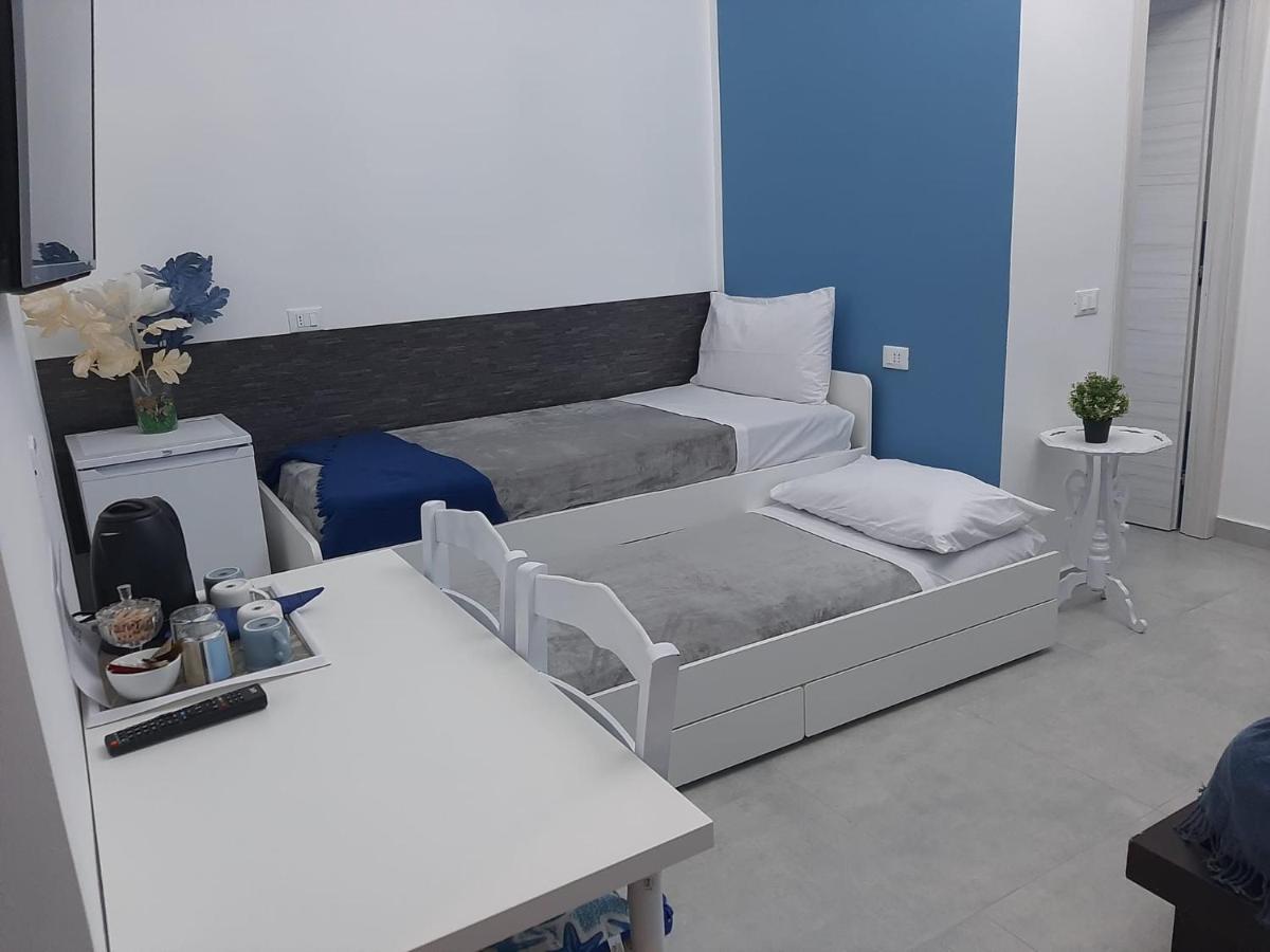 Hotel Justkey La Spezia Zimmer foto